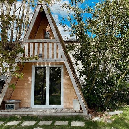 Le Chalet Tipi Avec Jacuzzi Et Jardin トロワ エクステリア 写真