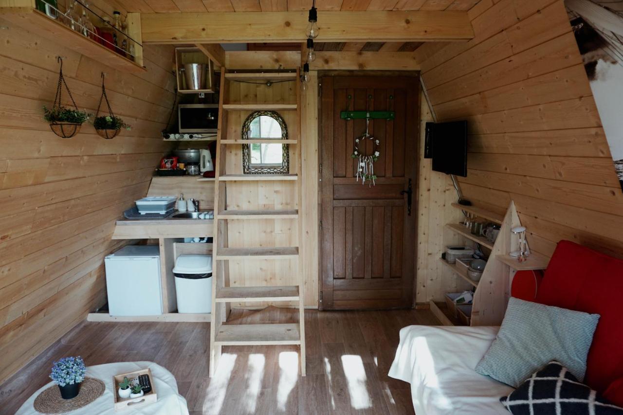 Le Chalet Tipi Avec Jacuzzi Et Jardin トロワ エクステリア 写真